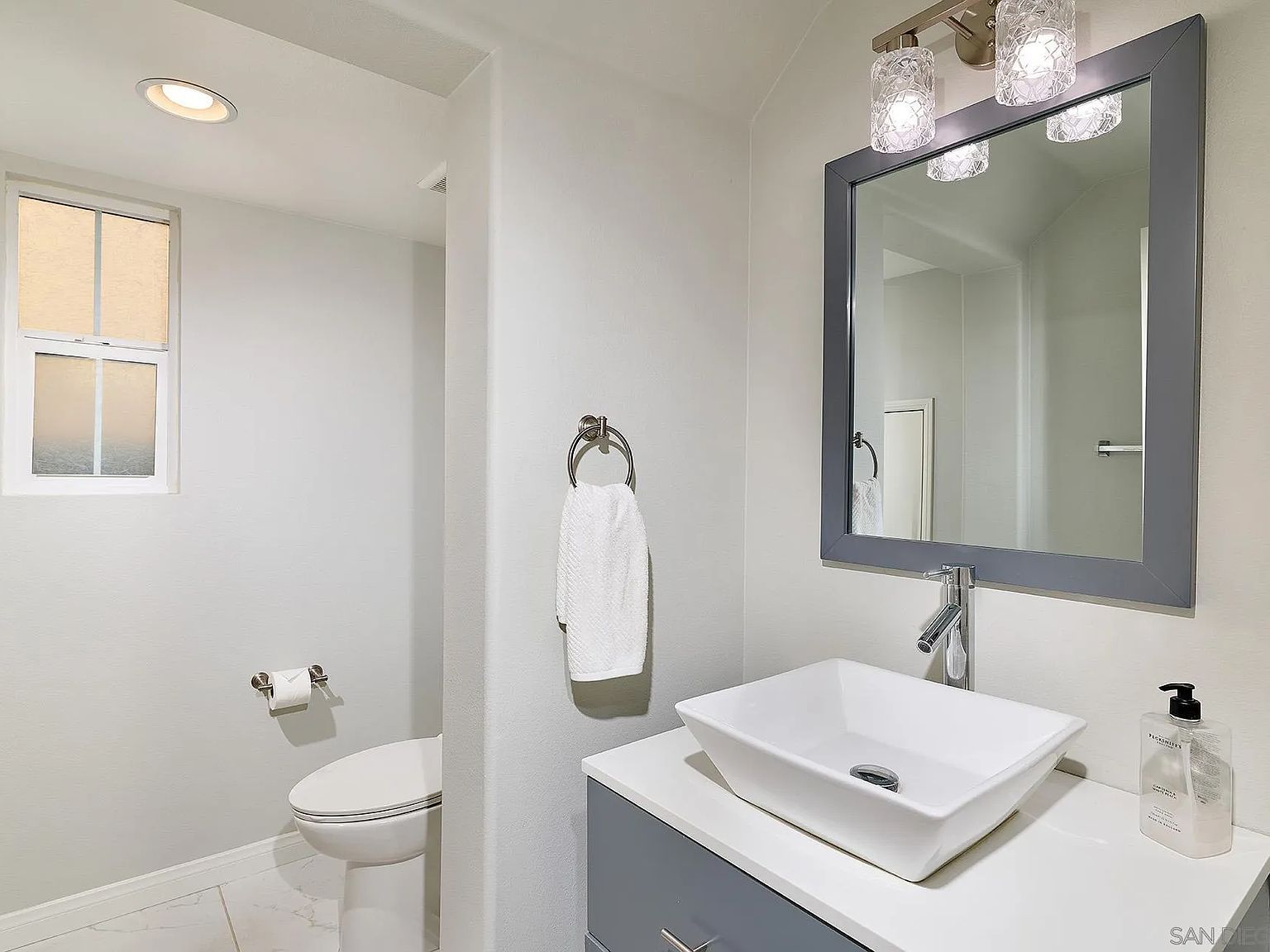 3402 Filoli Cir Carlsbad, CA 92009  | Single Family