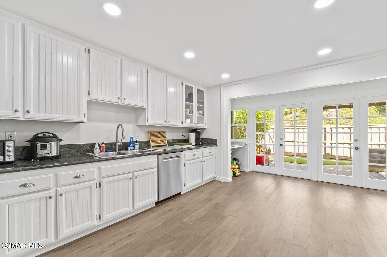 559 Racquet Club Ln Thousand Oaks, CA 91360 | New build