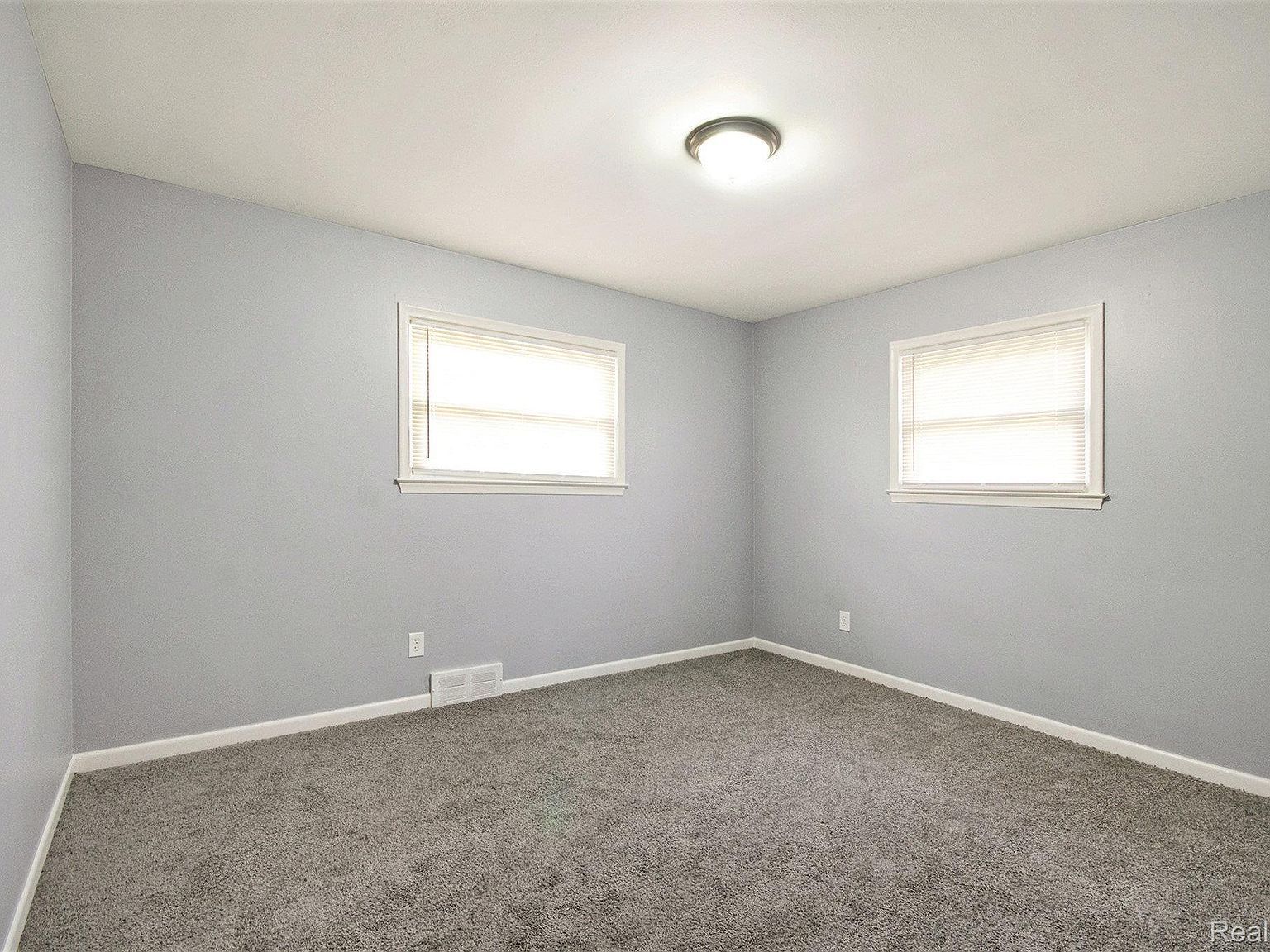 21110 Beaconsfield St Saint Clair Shores, MI 48080  | Single Family