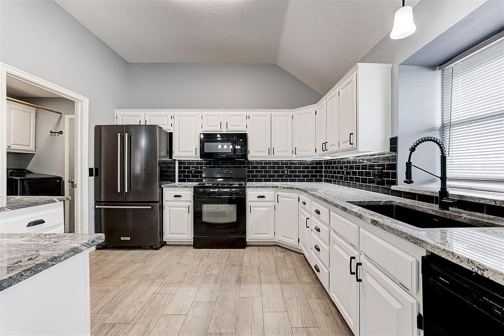 4925 Trever Dr Yukon, OK 73099 | Single Family