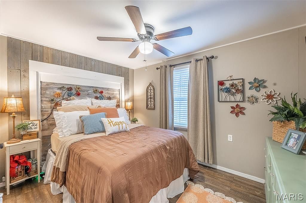 45 Rose Ln Williamsville, MO 63967  | Single Family