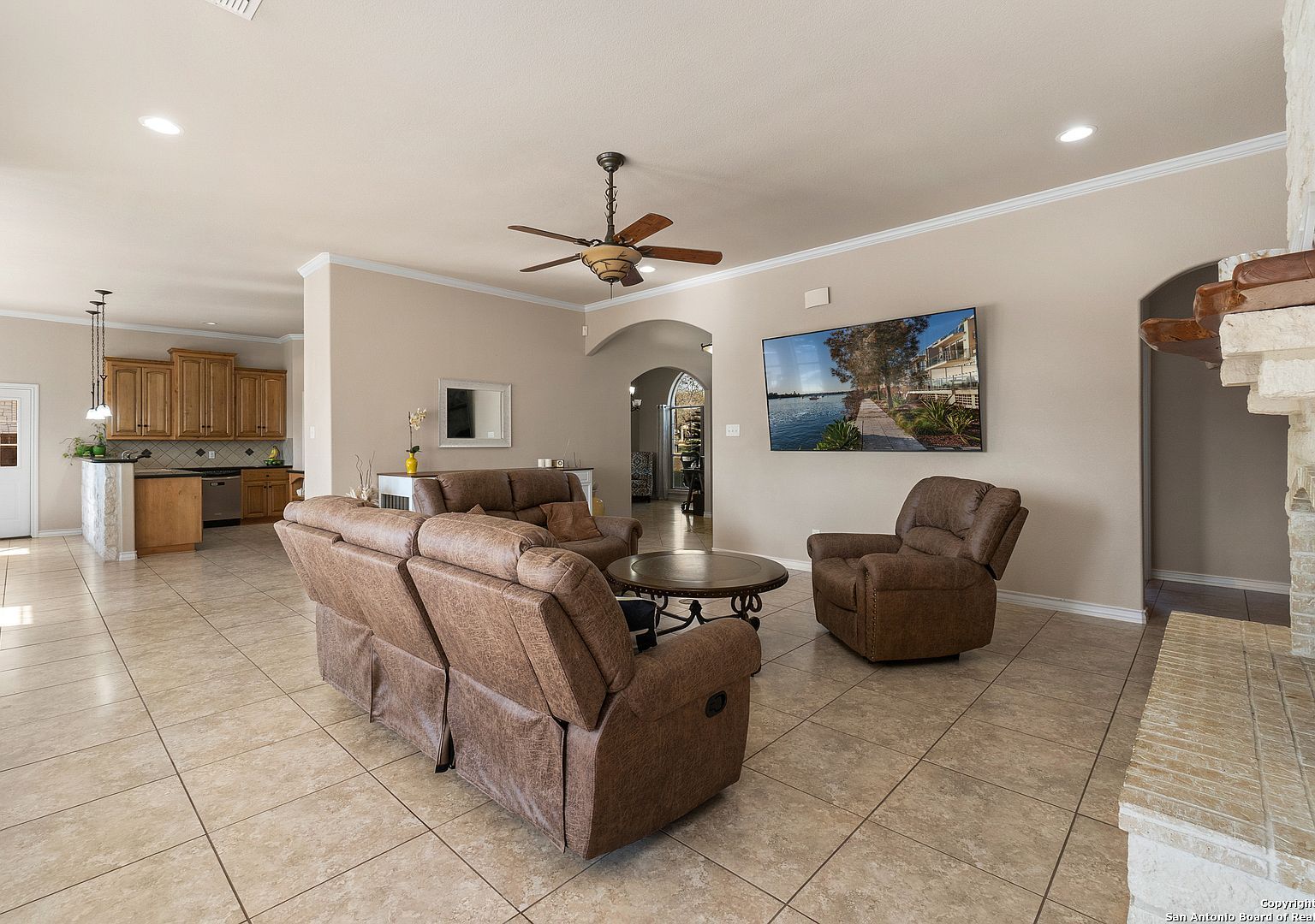 140 Legacy Trce La Vernia, TX 78121  | Single Family