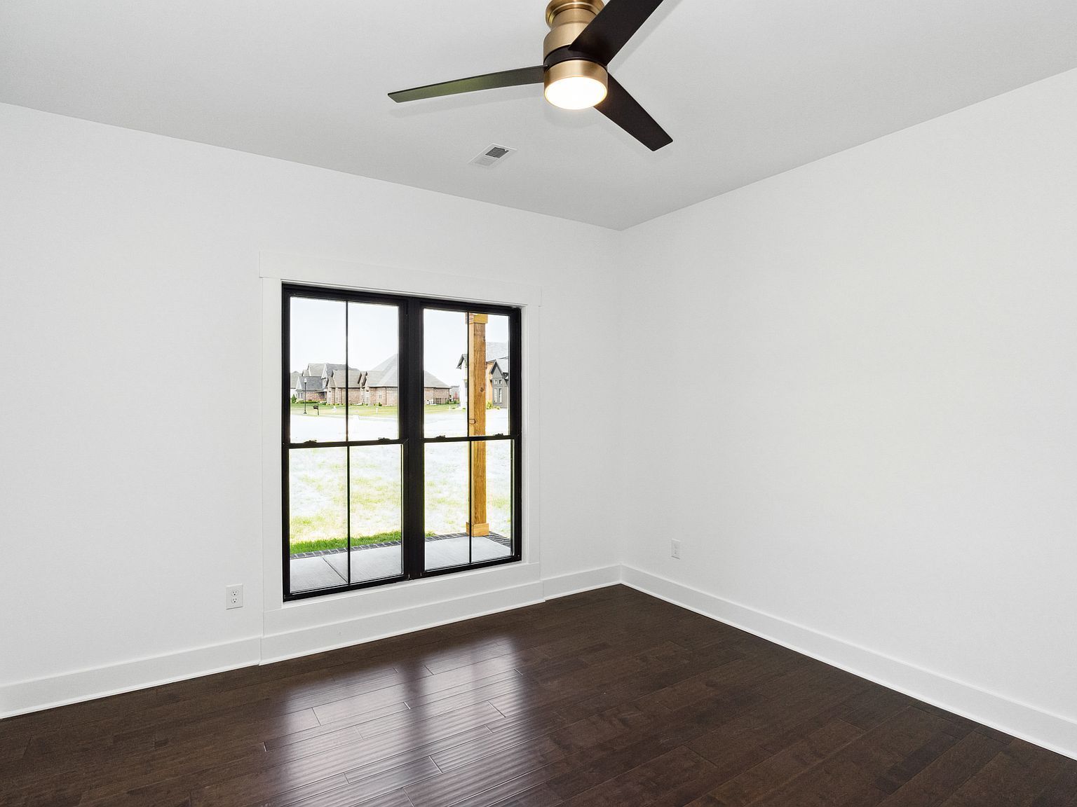 Montgomery Plan, The Summit Bowling Green, KY 42104  | Single Family