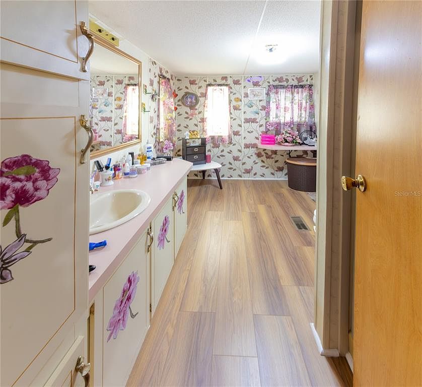 1424 Cross Bow Ln Spring Hill, FL 34607  | New build