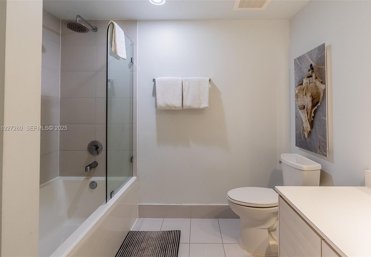 2602 E Hallandale Beach Blvd #R809 Hallandale, FL 33009  | Condominium