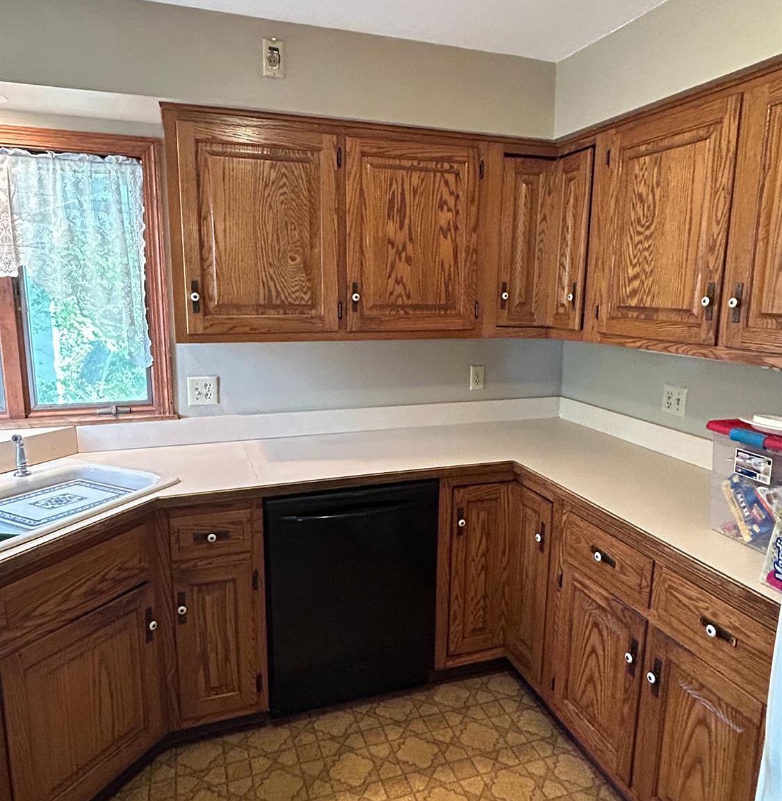 126 Greenwood Hts Bellevue, OH 44811 | Single Family