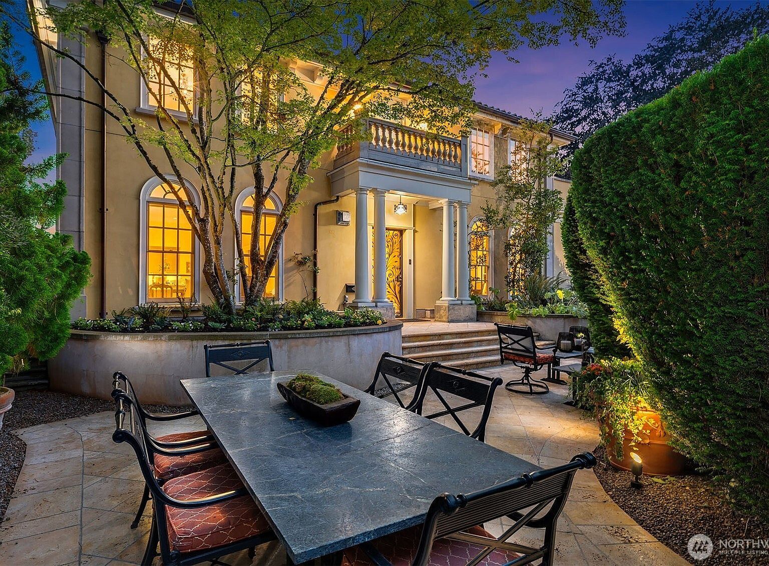 623 W Highland Dr Seattle, WA 98119 | Single Family