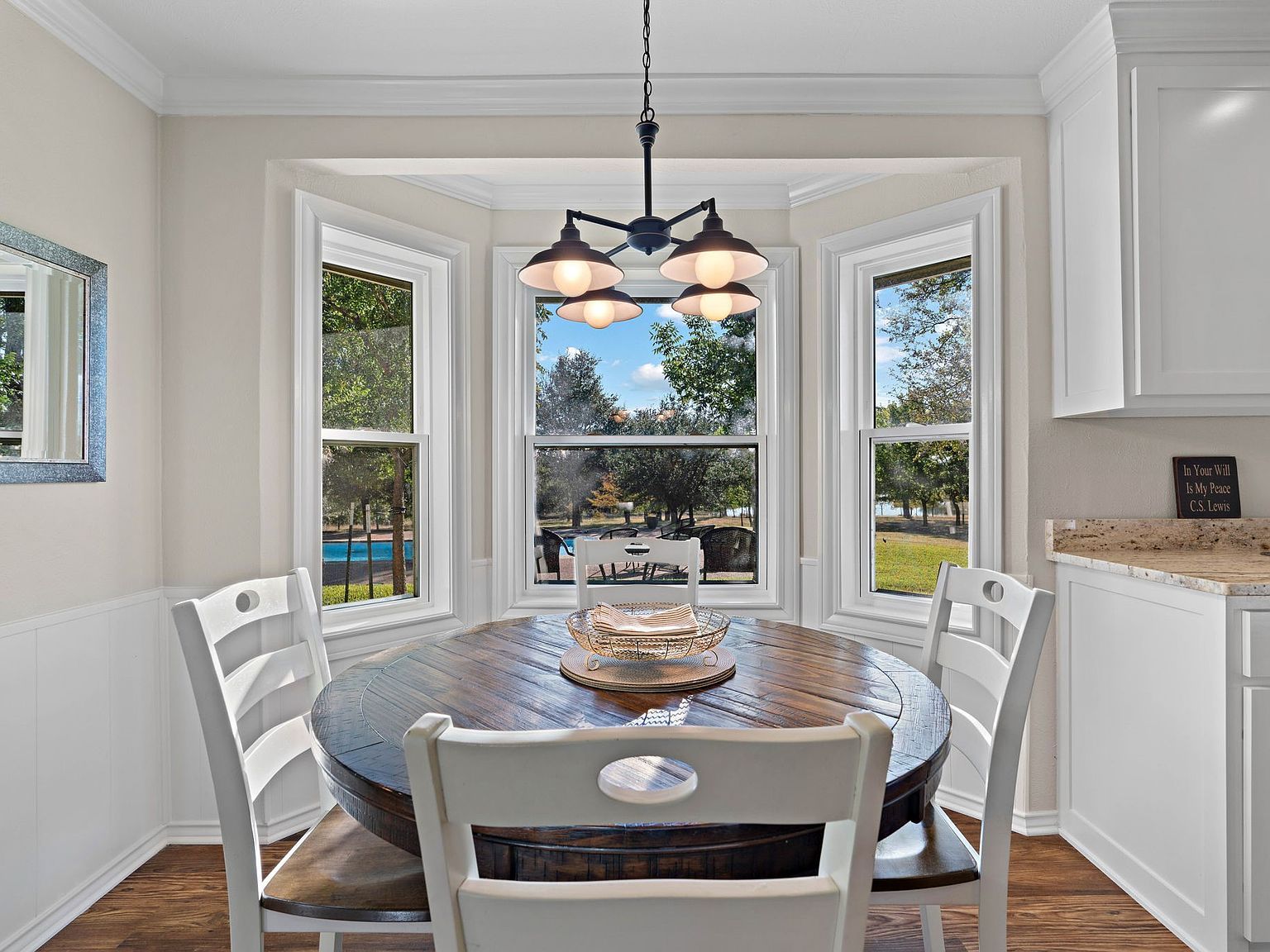 250 Lakeview Ct Weatherford, TX 76088 | Single Family