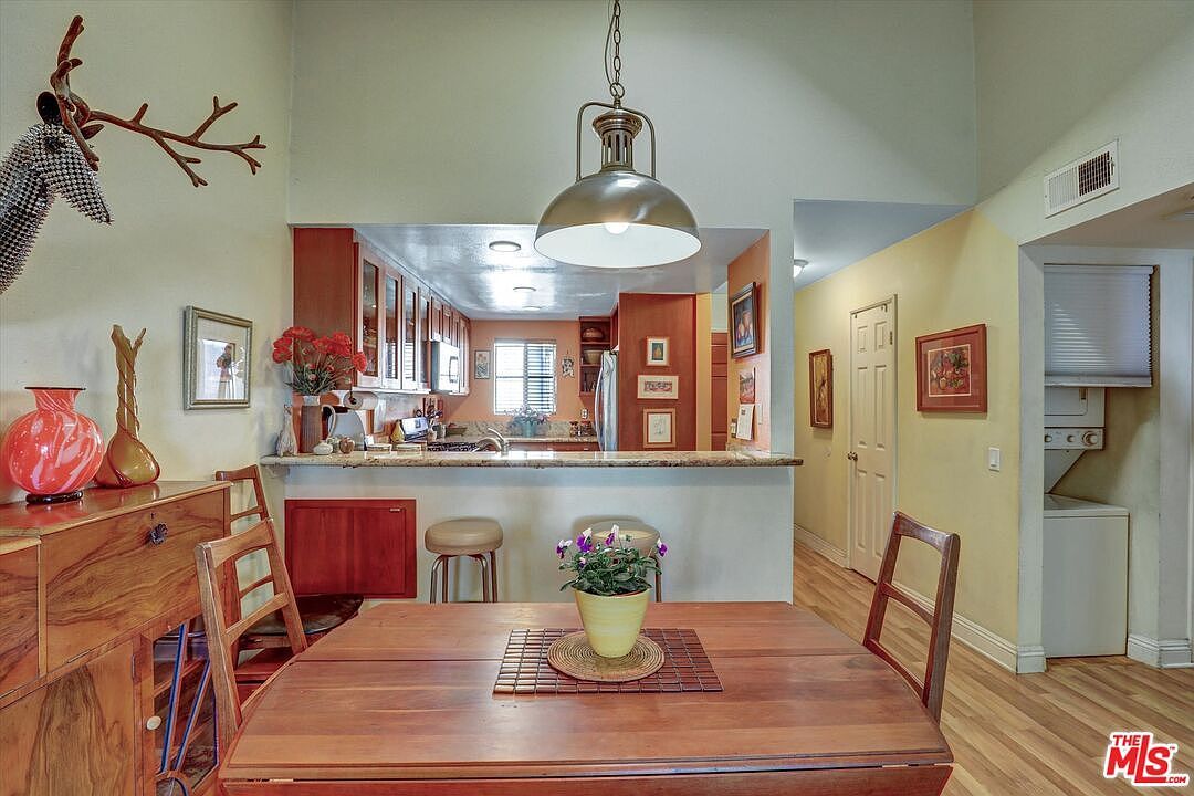 645 Chestnut Ave APT 316 Long Beach, CA 90802 | Condominium