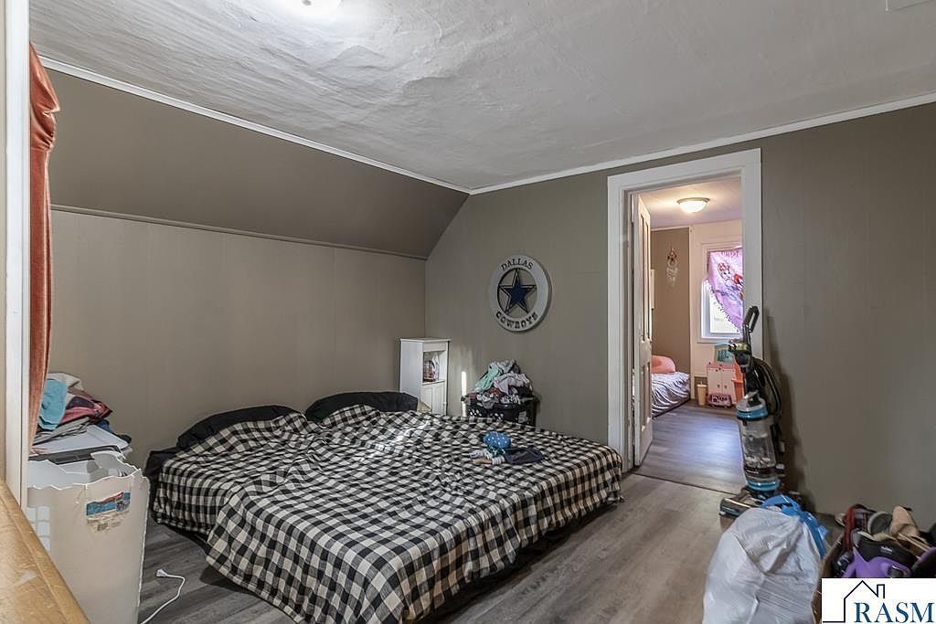 208 Dugan St S Welcome, MN 56181 | Single Family