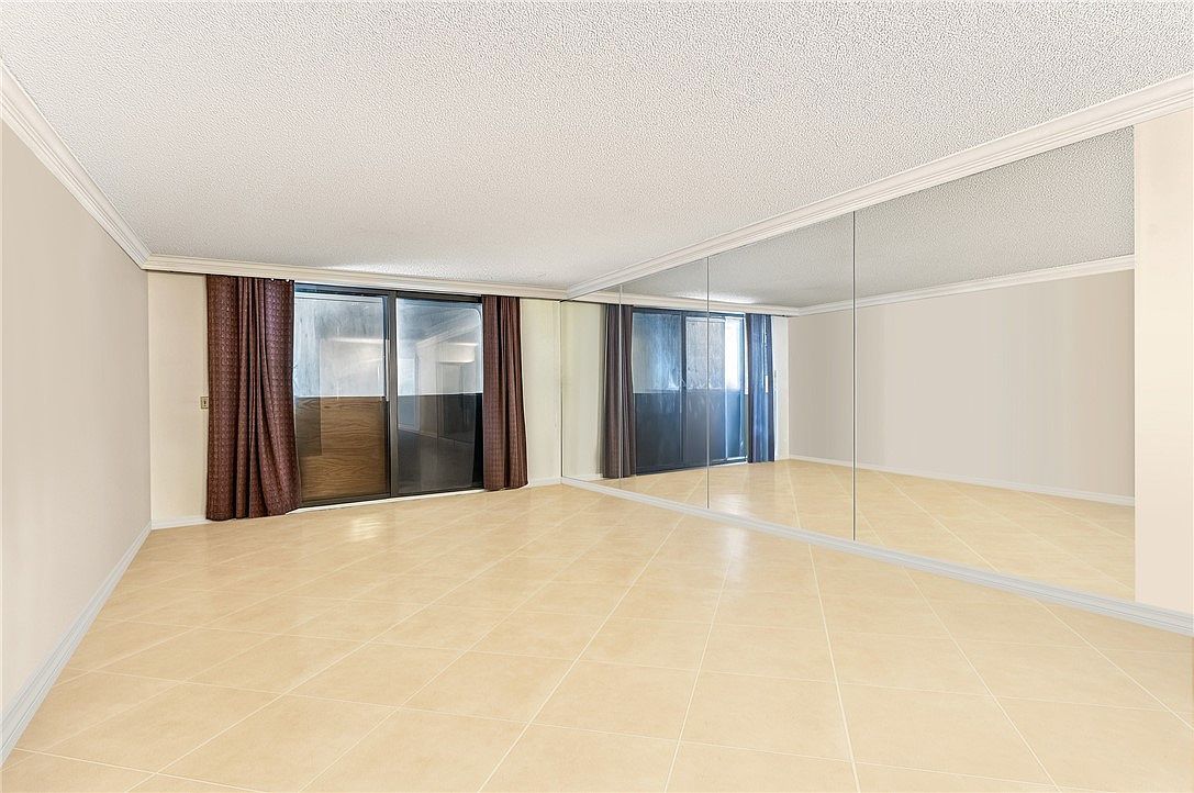 4800 Jimmy Buffet #314 Vero Beach, FL 32963  | Condominium