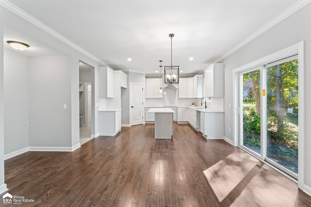 10705 Deer Ridge Trl Holly, MI 48442  | Single Family