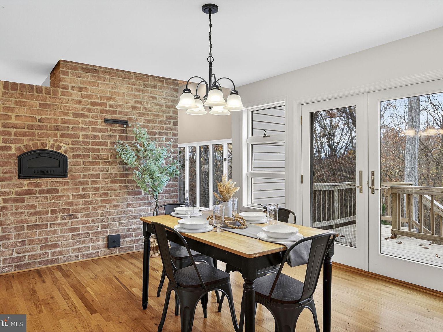 8423 Lock Ln Warrenton, VA 20186 | Single Family