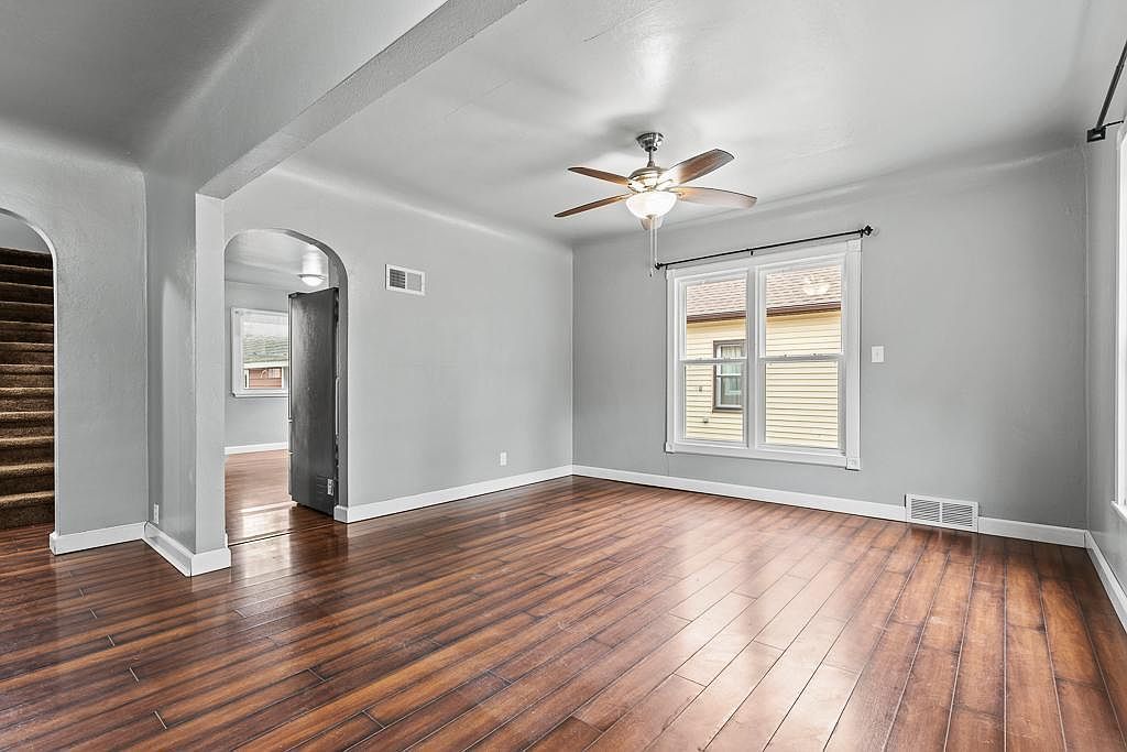 218 N Sherwood St Ivanhoe, MN 56142 | Single Family