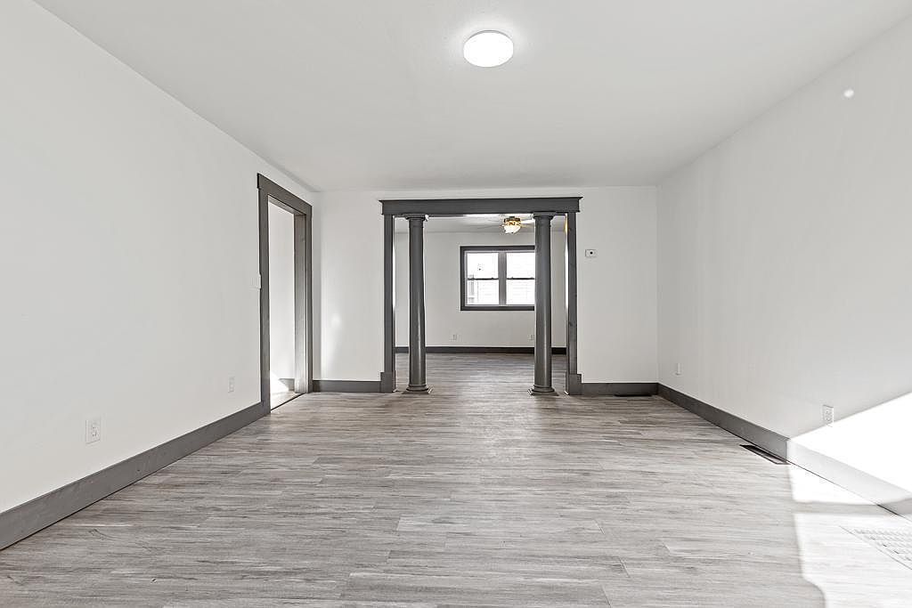 409 4th St W Canby, MN 56220  | Single Family