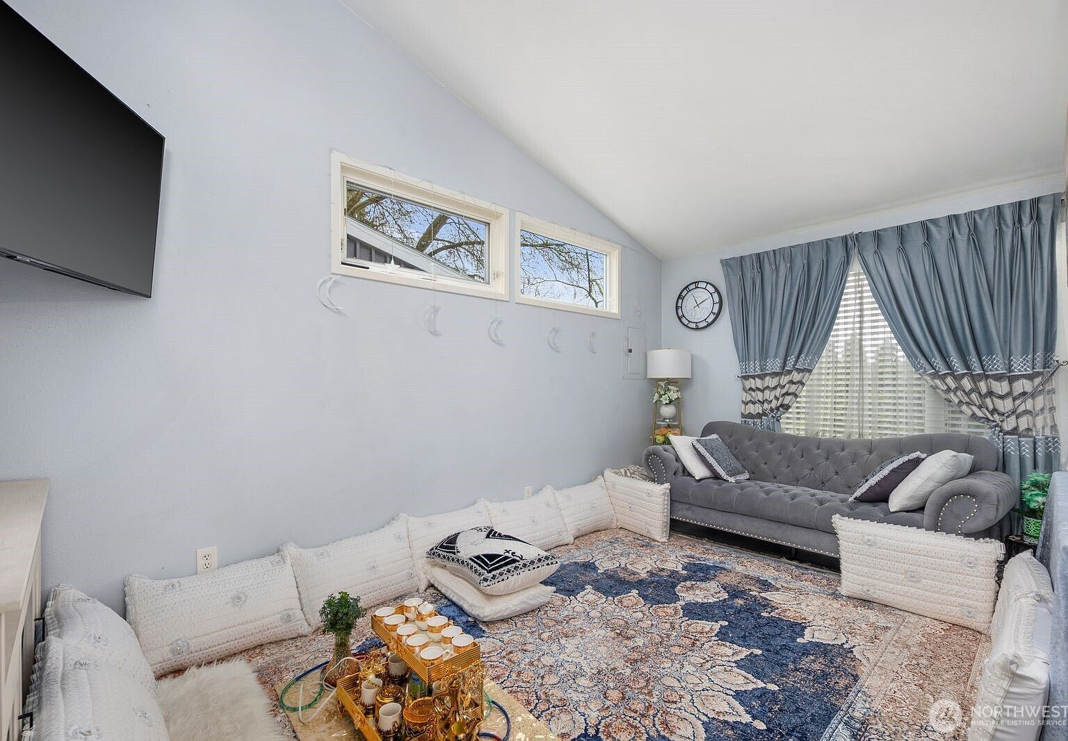 9452 25th Ave SW Seattle, WA 98106  | Single Family