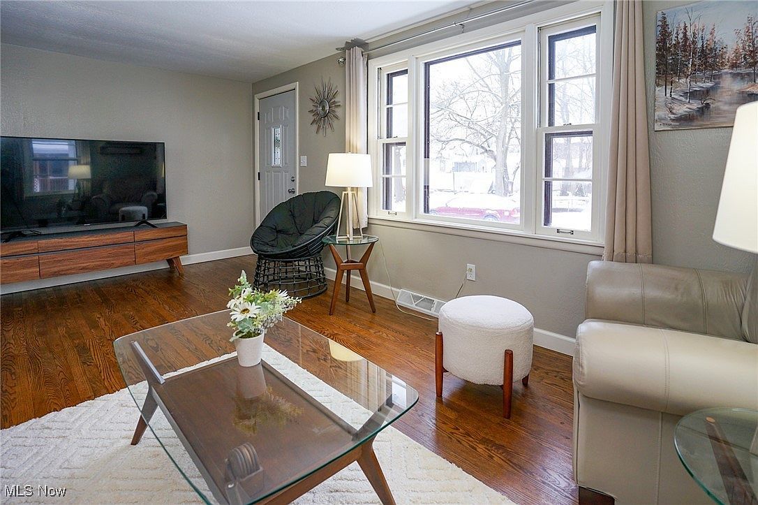 818 Wyoming Pl NE Massillon, OH 44646  | Single Family