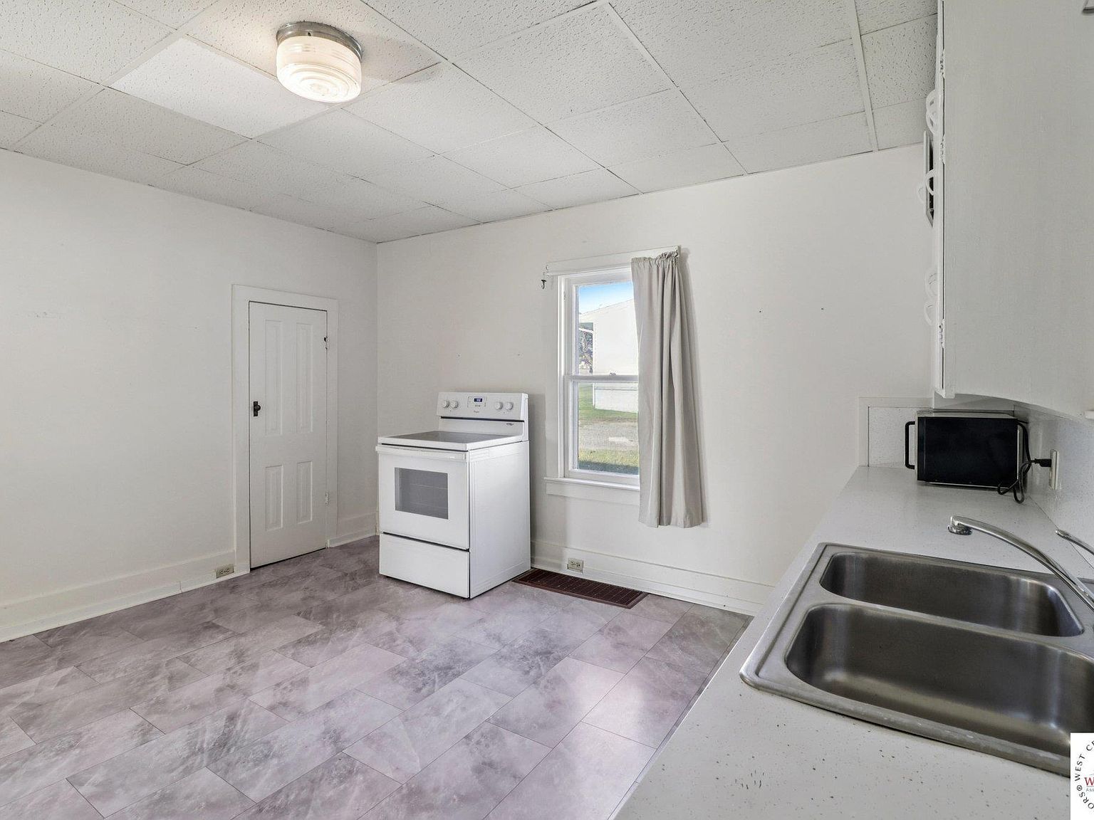 311 Franklin Ave Warrensburg, MO 64093  | Single Family