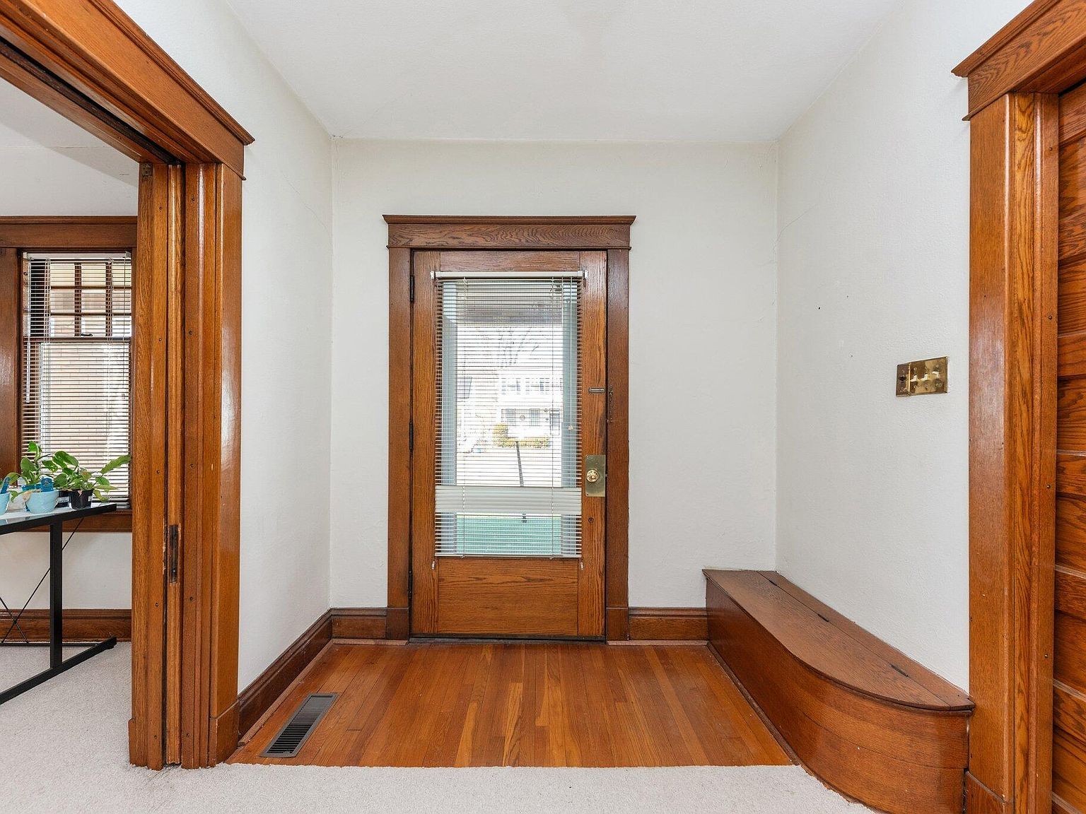 916 E 2nd St Maysville, KY 41056  | Single Family