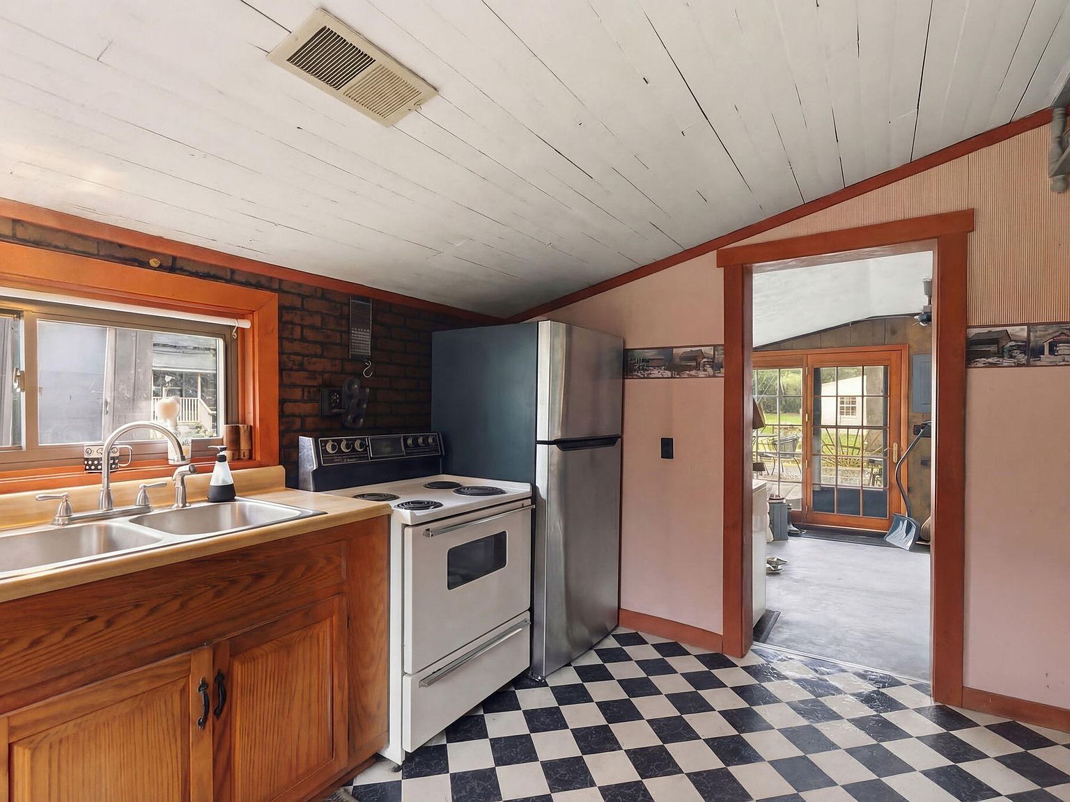 2120 Old Main St Maysville, KY 41056 | Single Family