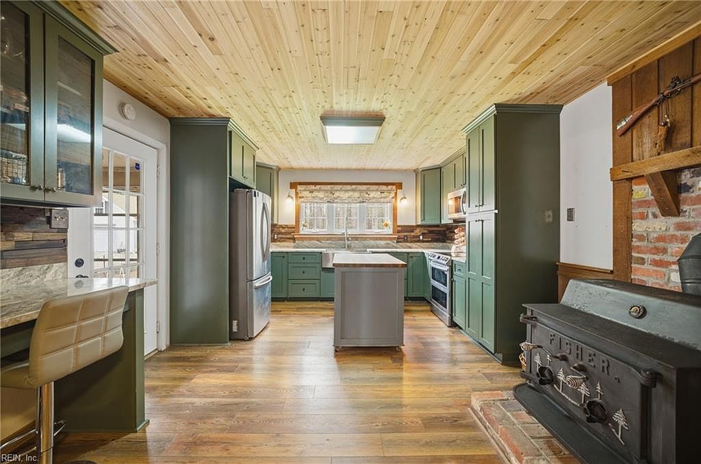 2805 Bunch Walnuts Rd Chesapeake, VA 23322 | Single Family