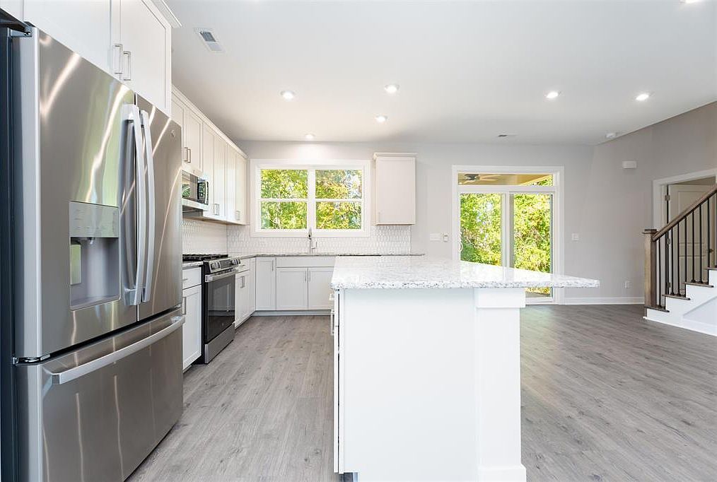 937 Onyx Ln Owensboro, KY 42301  | Single Family