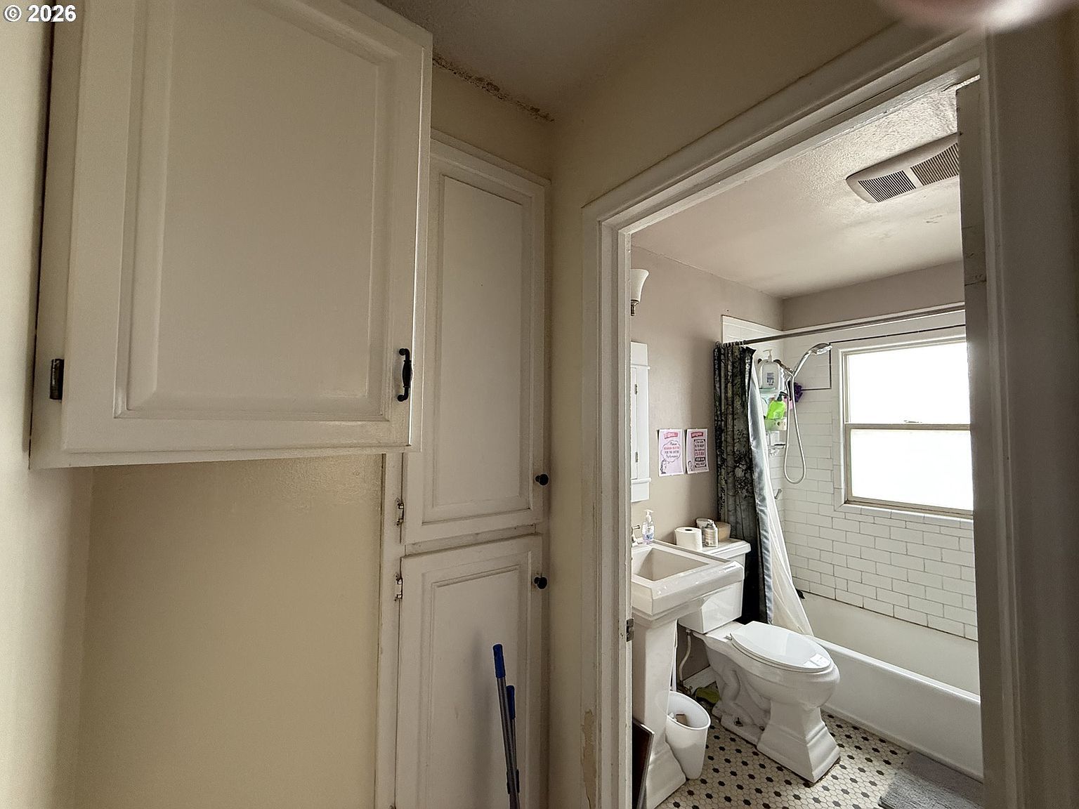 521 E Ridgeway Ave Hermiston, OR 97838  | Single Family