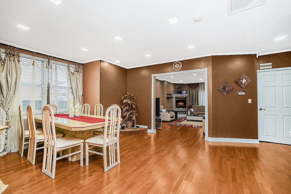 15 Van Sicklen St Brooklyn, NY 11223  | Multi Family