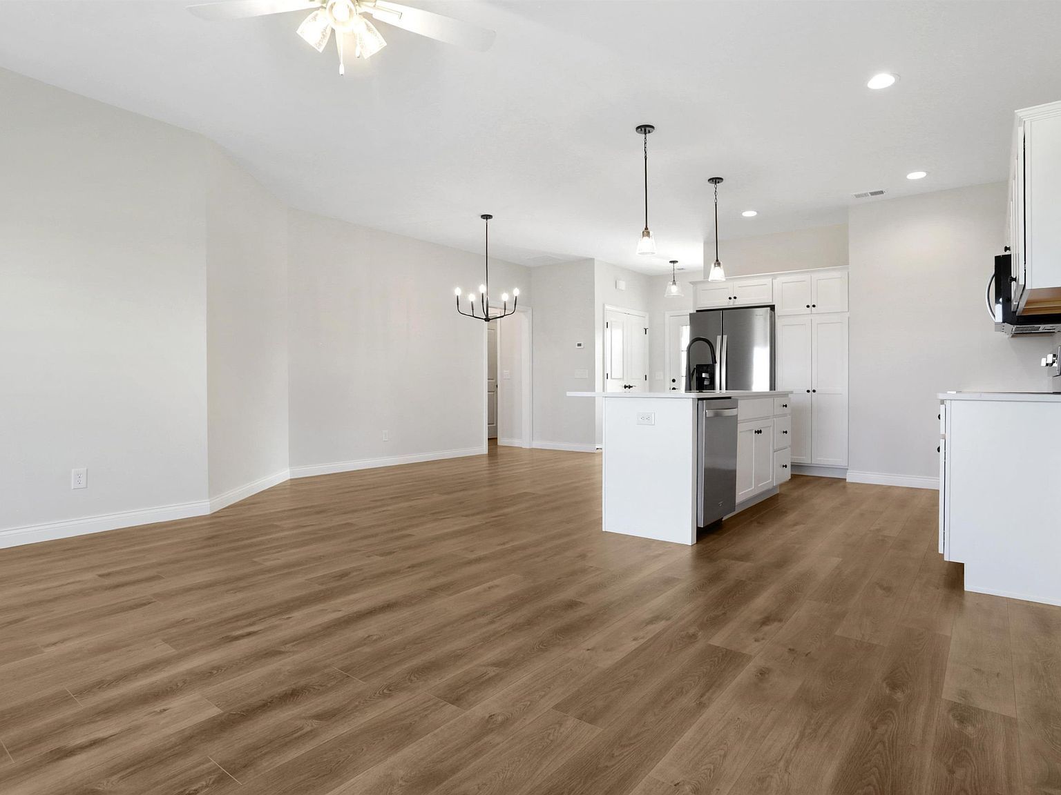 1610 Theo Dr SUITE 2 Evansville, IN 47711  | Condominium