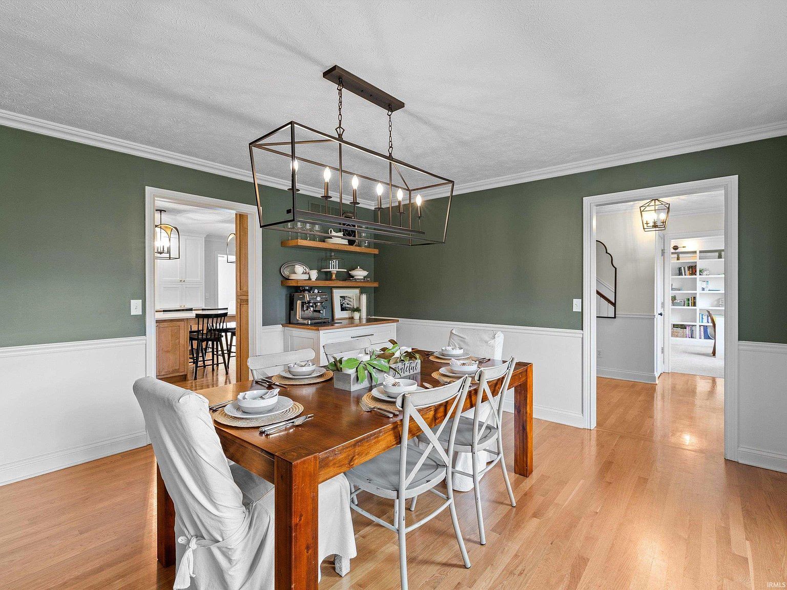 10001 Oglesby Dr Evansville, IN 47720  | Single Family