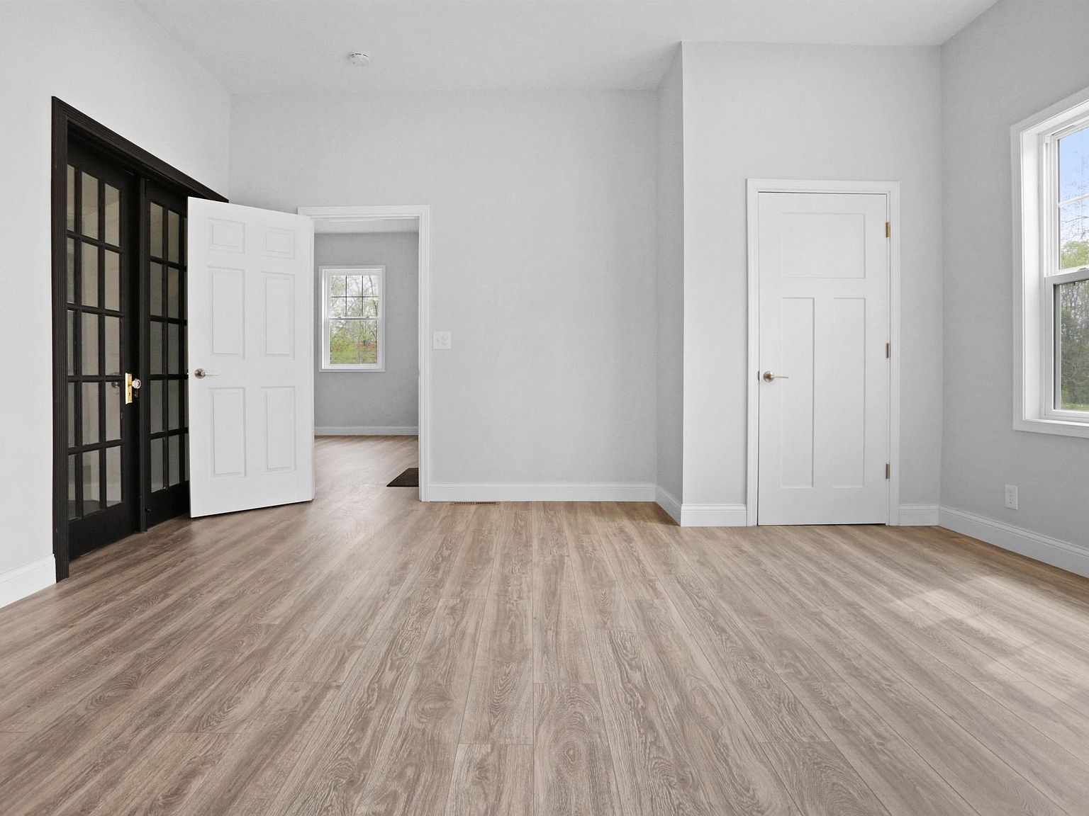 407 W 4th St Mount Vernon, IN 47620  | Single Family