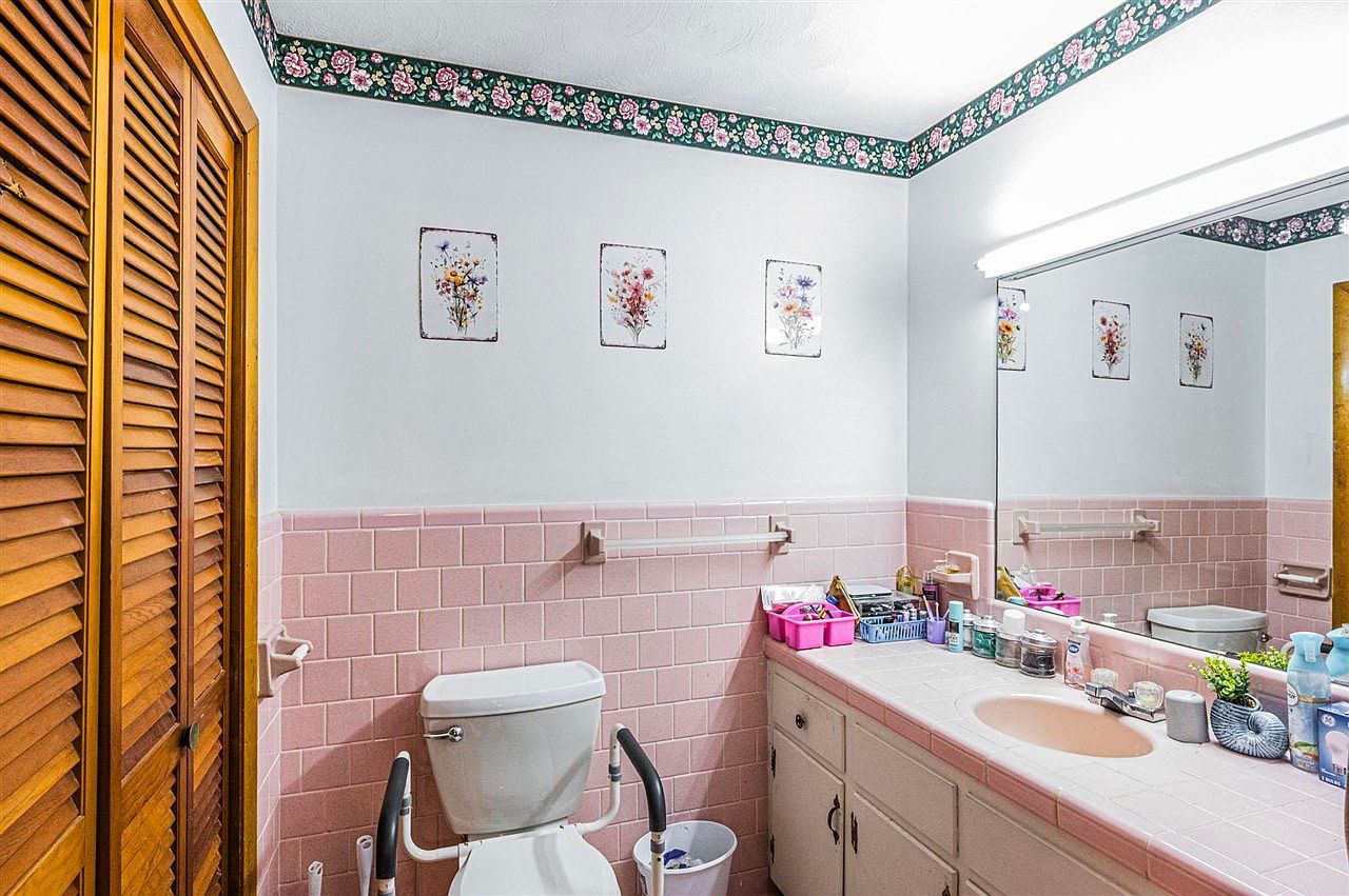 2136 Brownsford Rd Scottsville, KY 42164  | Single Family