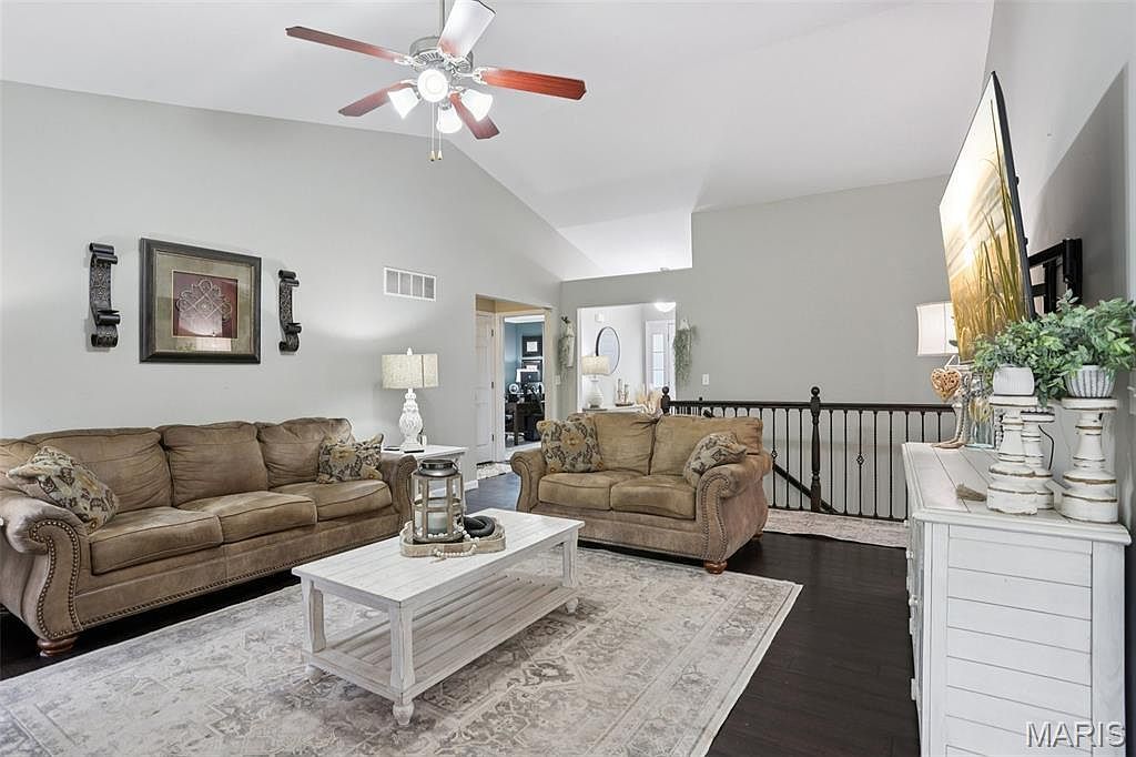 2209 Arnold Palmer Dr Belleville, IL 62220  | Single Family