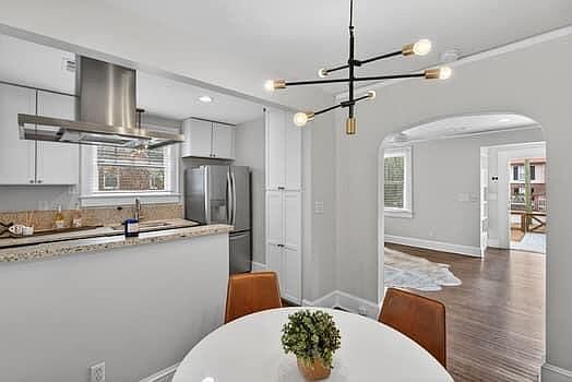 136 Maple St Charleston, SC 29403  | Single Family