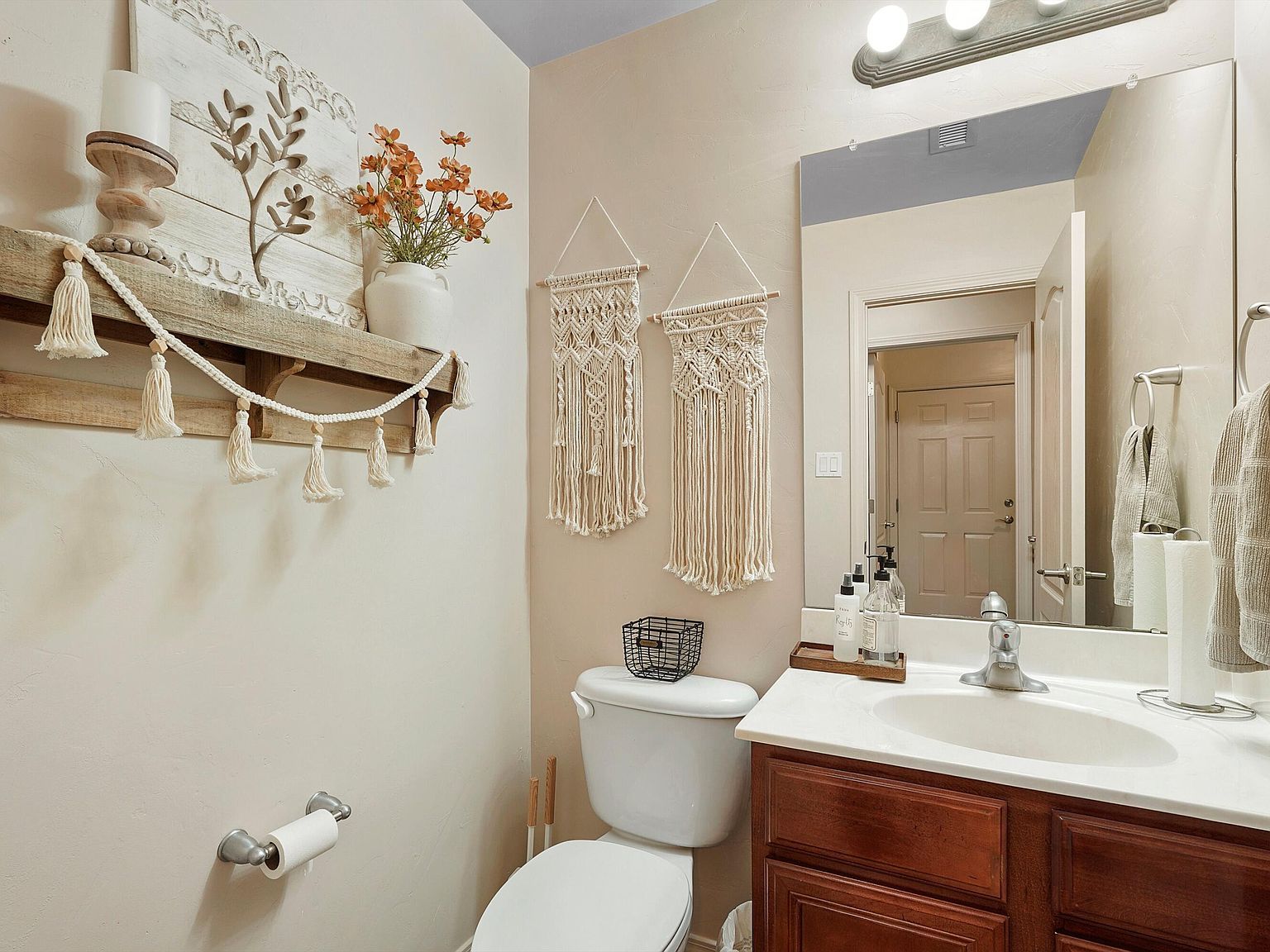 660 Primrose Ave SW Los Lunas, NM 87031 | Single Family