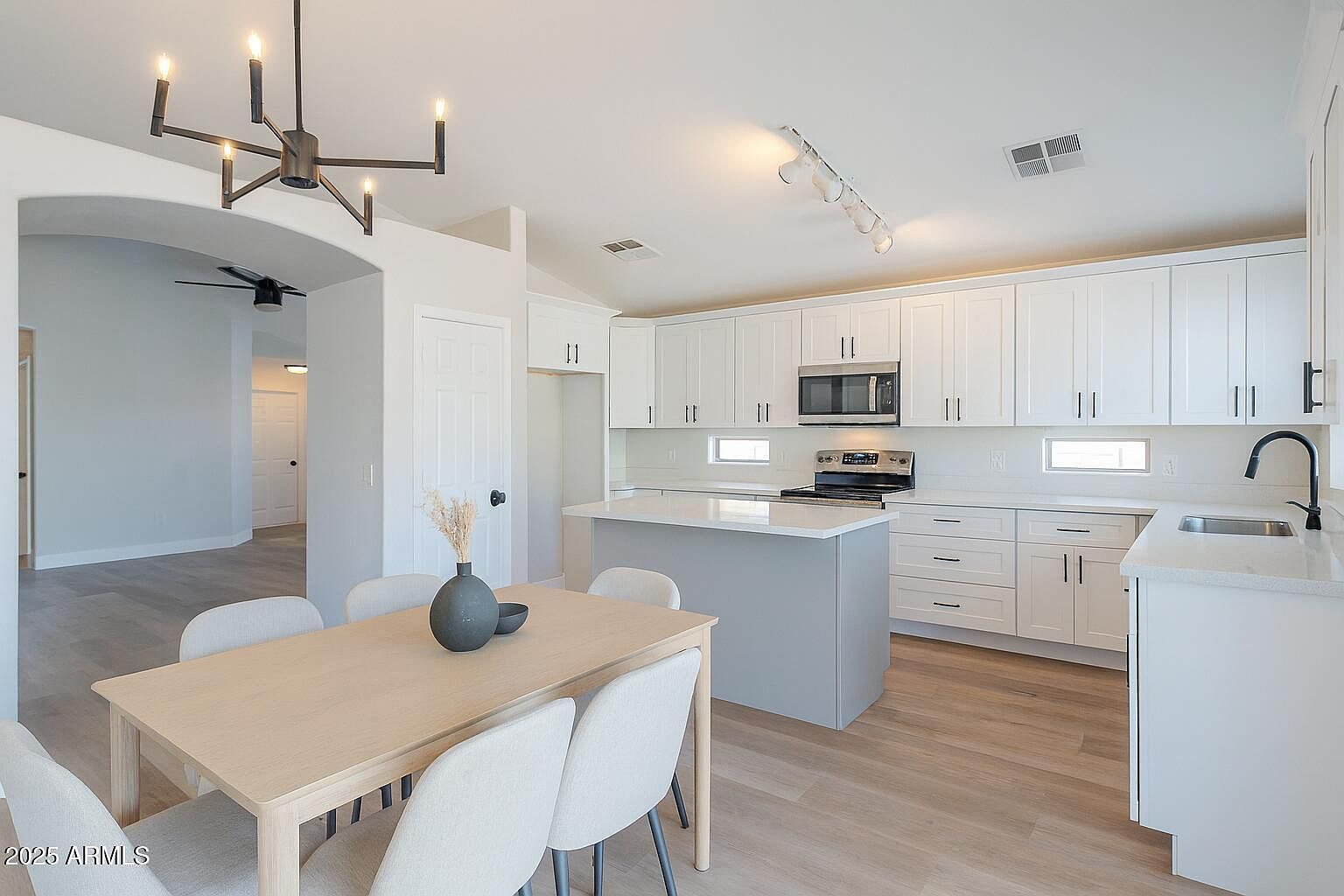 2518 W Carson Rd Phoenix, AZ 85041  | Single Family