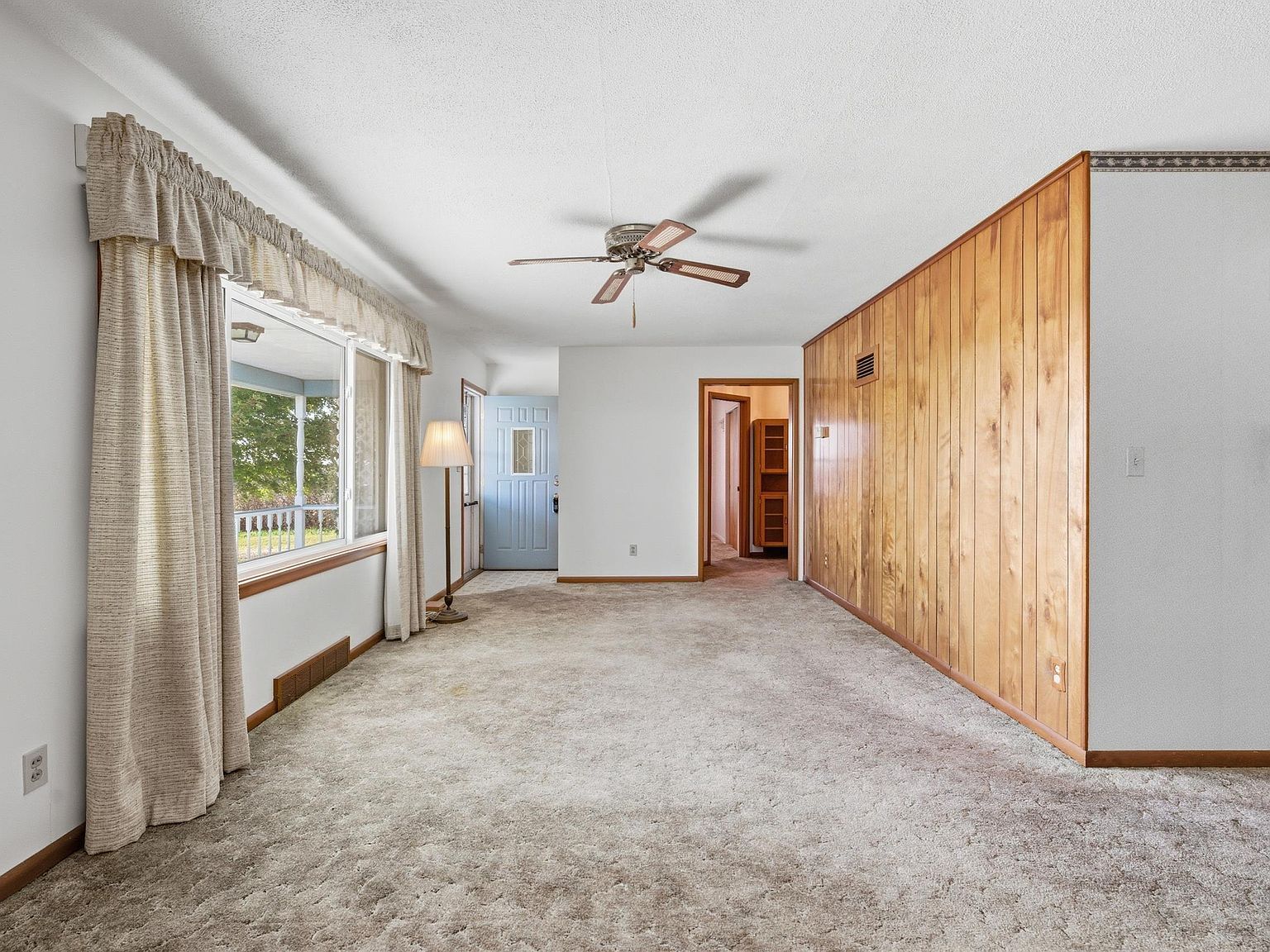 7122 Old Highway 40 Junction City, KS 66441  | Single Family