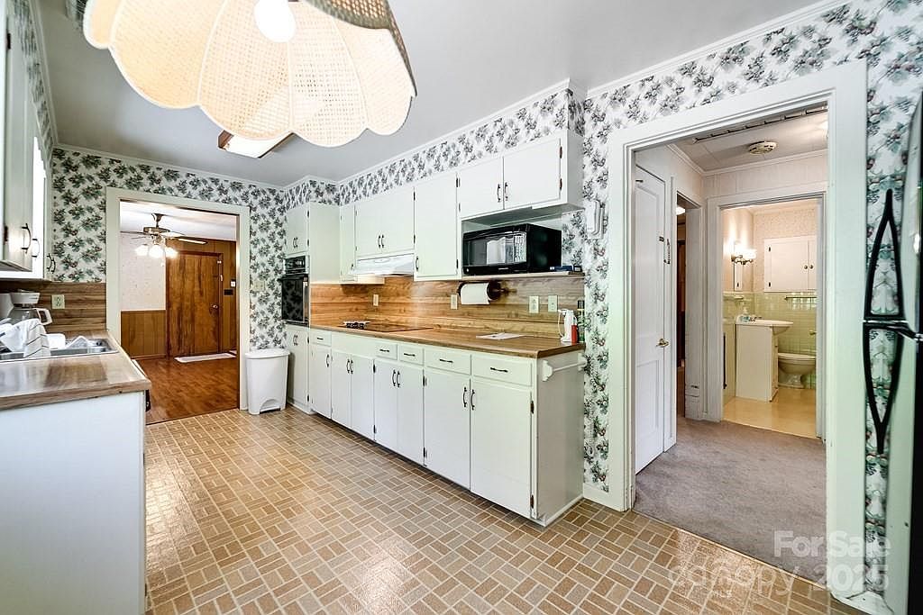 144 Cherry St Sylva, NC 28779 | Single Family