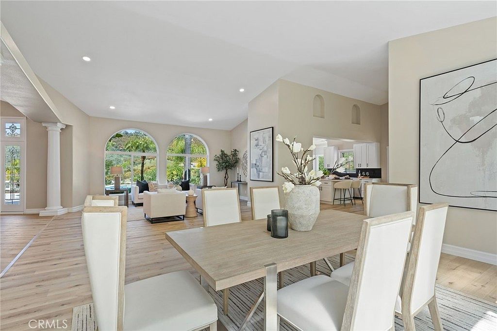 44240 La Cruz Dr Temecula, CA 92590  | Single Family