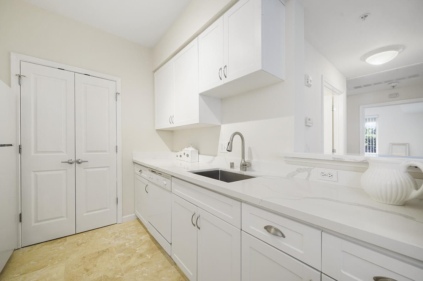 1982 W Bayshore Rd APT 223 East Palo Alto, CA 94303  | Condominium