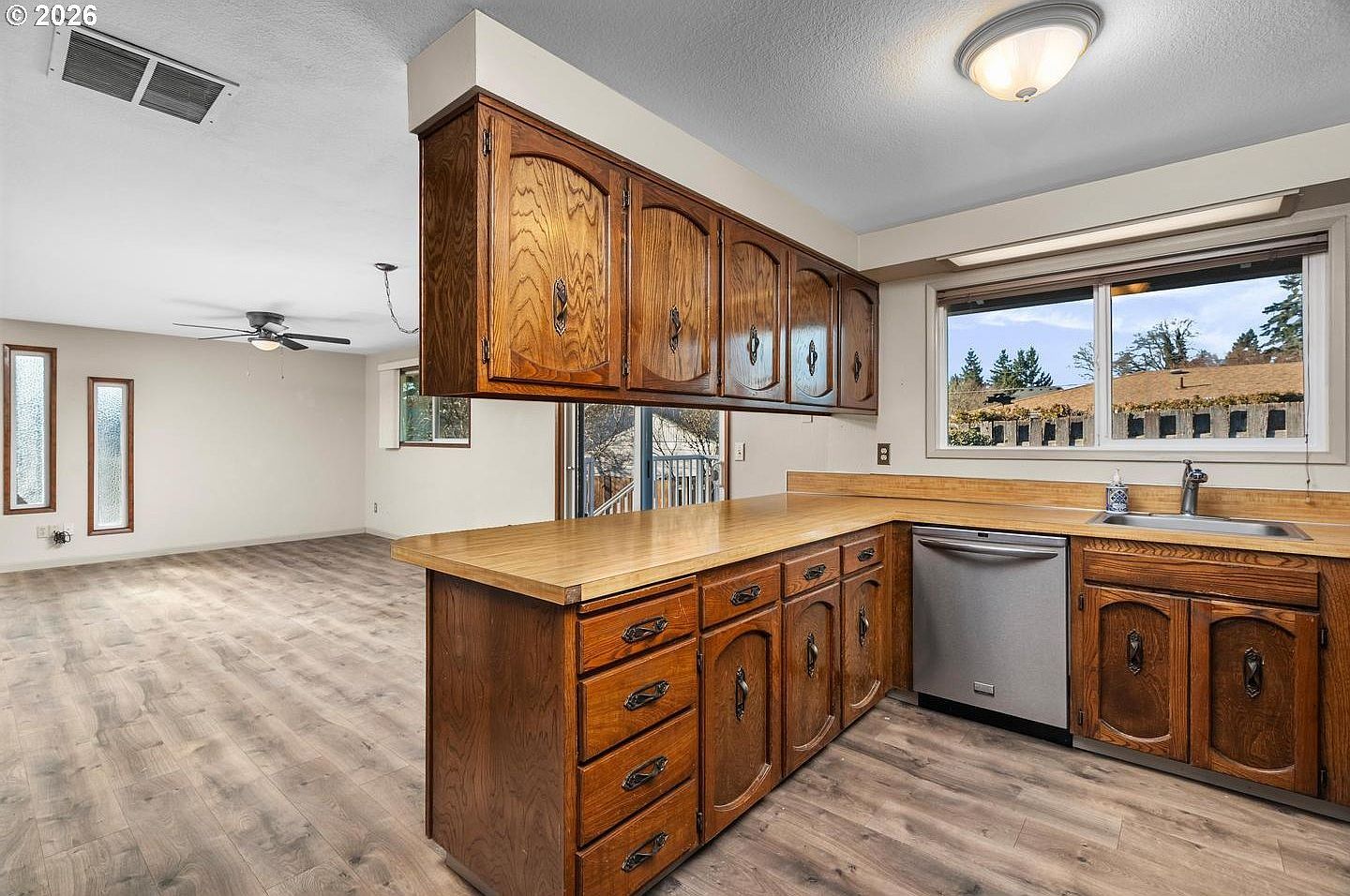 18320 Chris Ct Gladstone, OR 97027 | Single Family