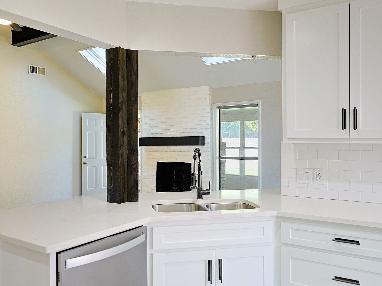 621 Main St Roanoke, TX 76262 | Single Family