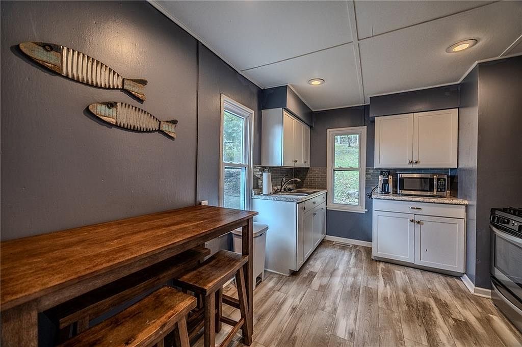 28253 W Cove Dr Lincoln, MO 65338  | Single Family