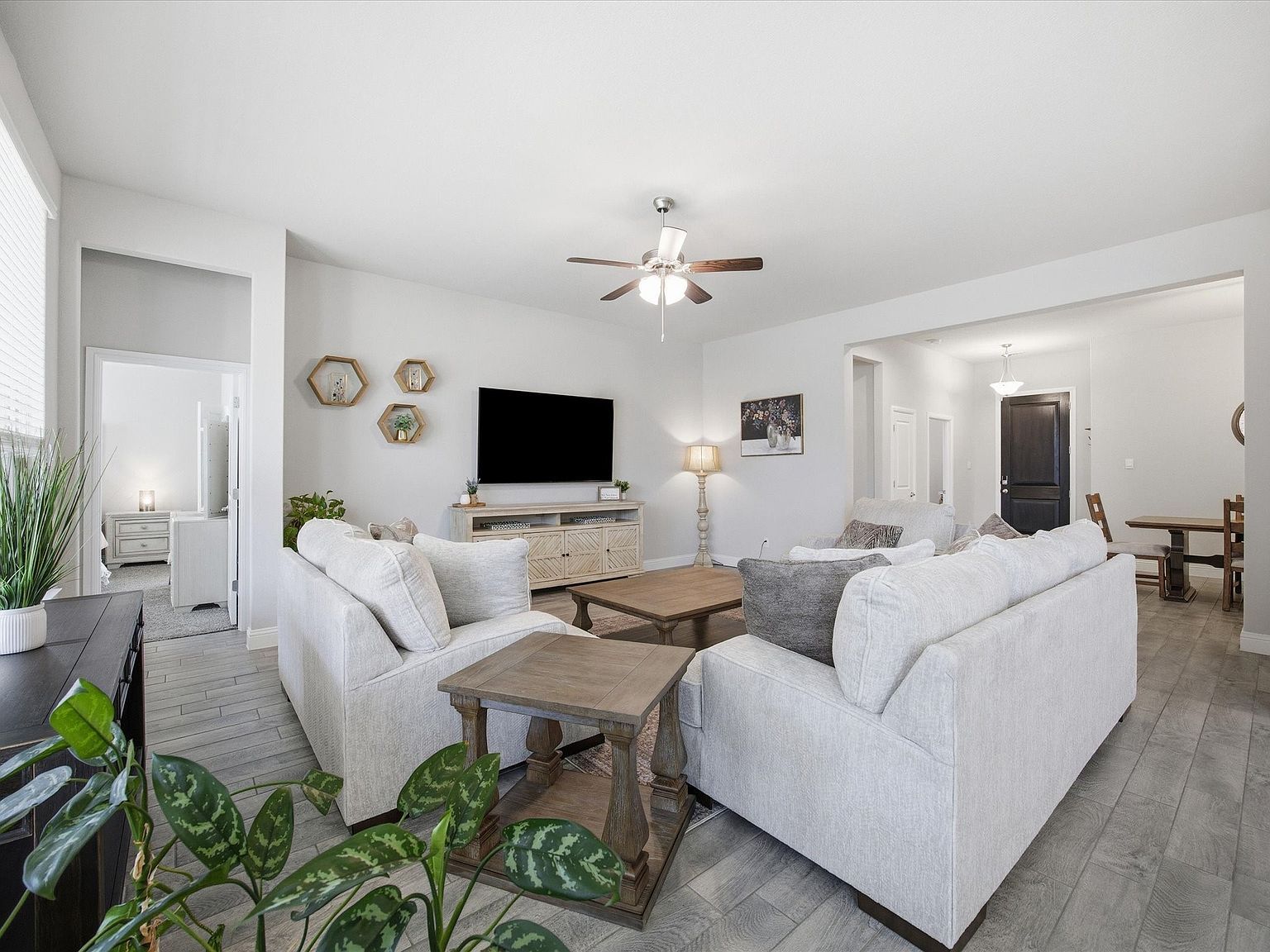 1006 Fairhaven Dr Midlothian, TX 76065  | Single Family