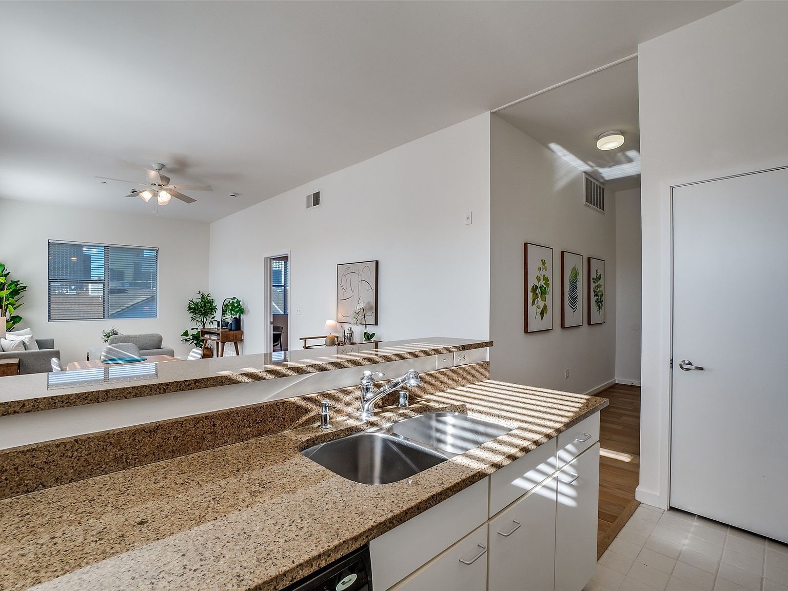 3015 Bryan St APT 3B Dallas, TX 75204  | Condominium