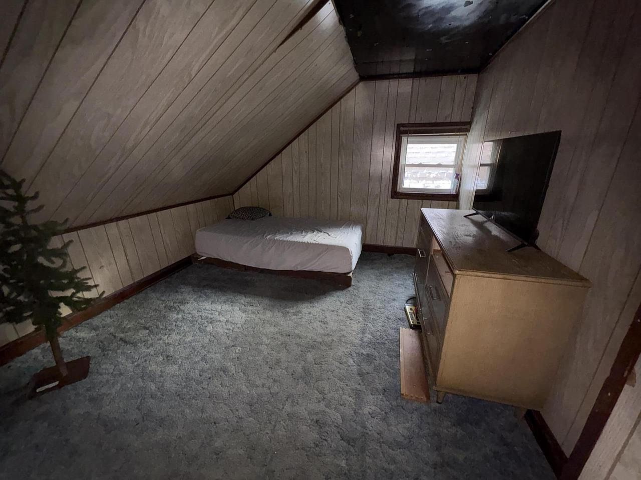 3162 N 16th St Milwaukee, WI 53206  | Single Family