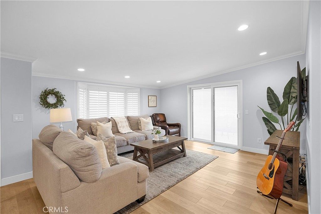 1671 Interlachen Rd APT 285L Seal Beach, CA 90740  | Condominium