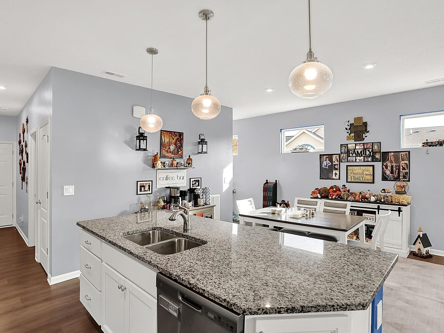 10311 Gateway Dr Indianapolis, IN 46234  | Condominium