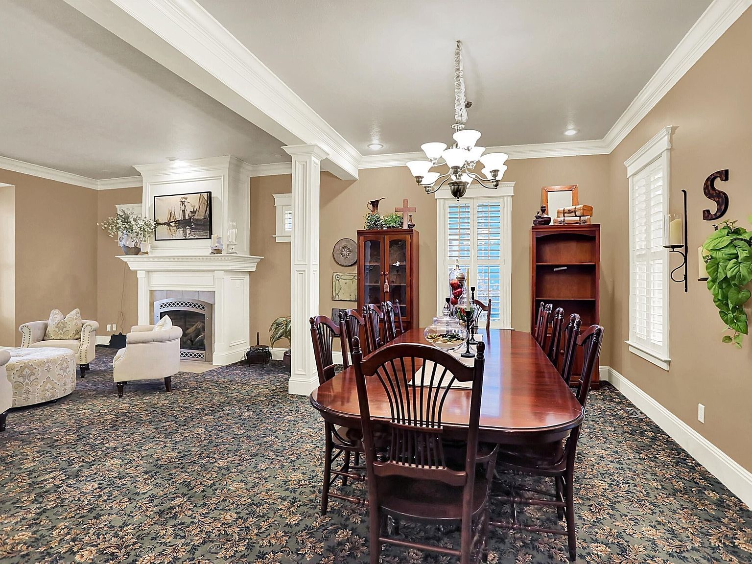 1808 N Sawmill Ln Muncie, IN 47304  | Single Family