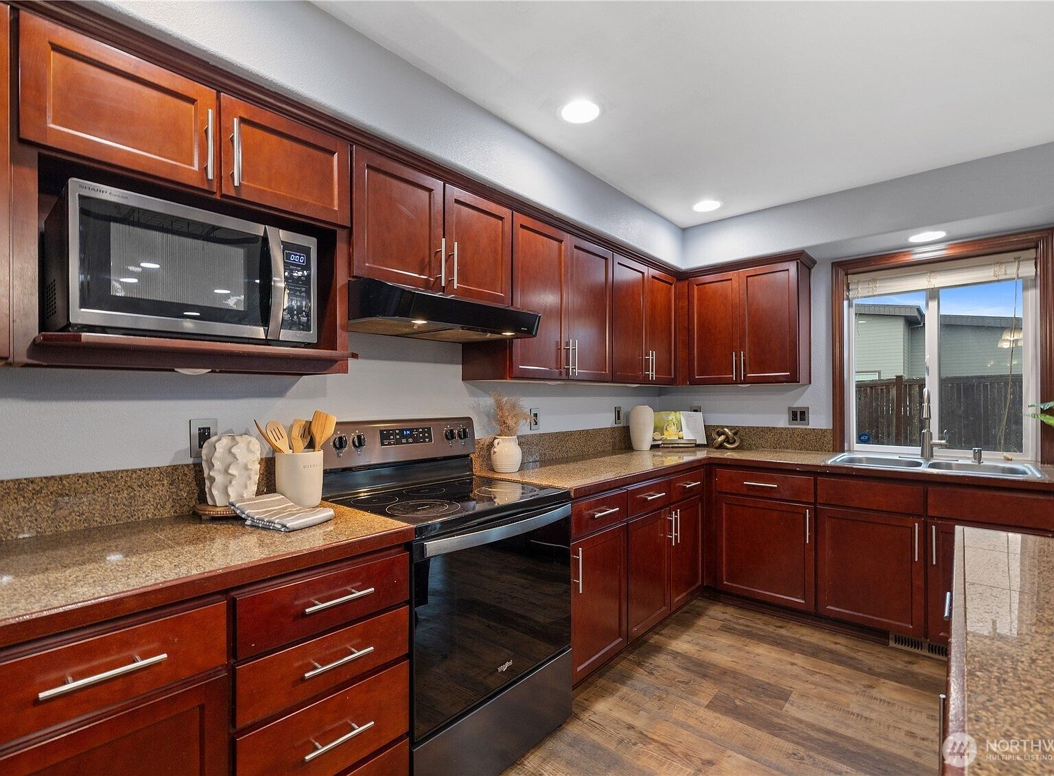 6901 288th St NW Stanwood, WA 98292  | Single Family